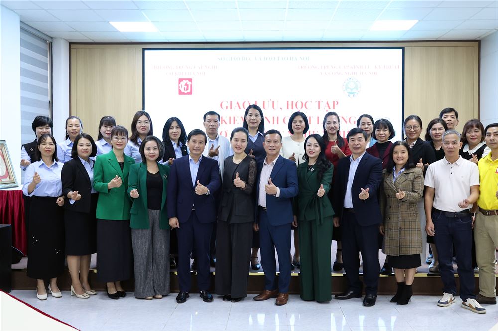 GIAO LƯU, HỌC TẬP, CHIA SẺ KINH NGHIỆM VỀ KIỂM ĐỊNH CHẤT LƯỢNG GIÁO DỤC NGHỀ NGHIỆP